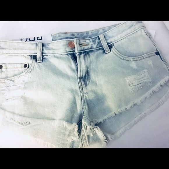 BDG Dolphins Low Rise Light Blue Shorts - Picture 3 of 6